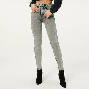*NWT*Good American Good Waist Skinny Jeans